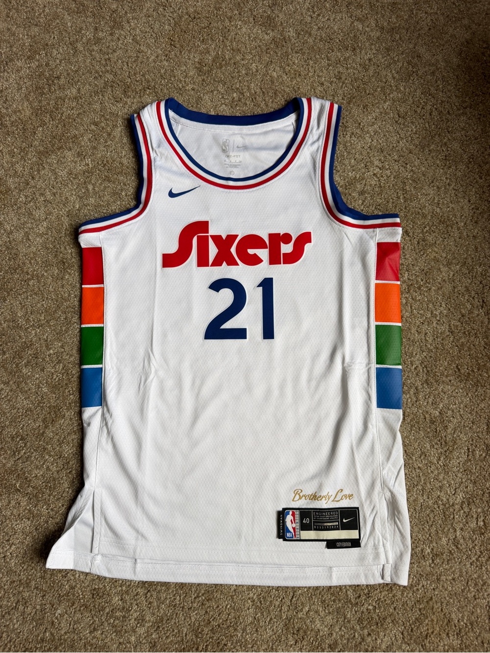 Nike Philadelphia 76ers Joel Embiid #21 Authentic white NBA jersey Size Small